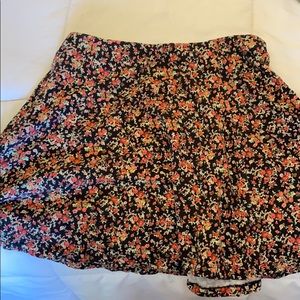 Forever 21 Trendy floral skirt